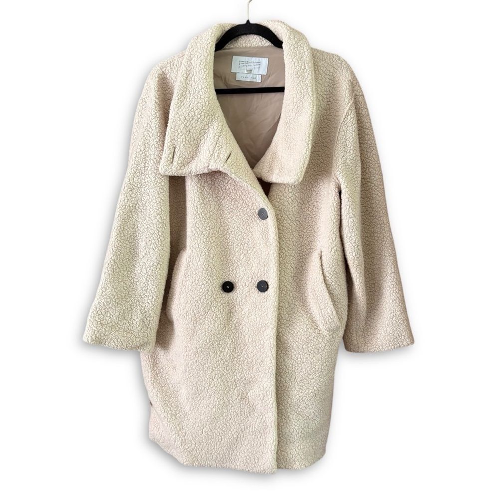Harris Wharf London Double-Breasted Mid-Length Coat Teddy Size Small FLAWED